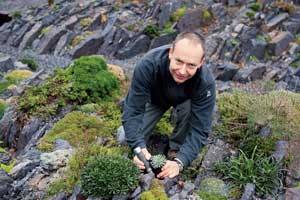 Prague Lecture of Rock Gardening in Scotland by Jiri Papousek 18/11/15