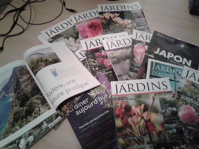 To give : french gardens magazines 558022-0