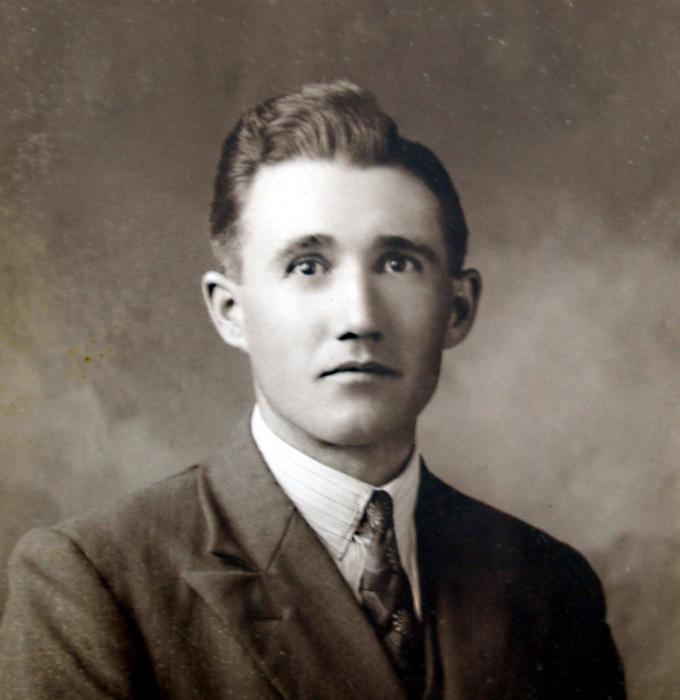 THE PERCY PICTON MEMORIAL FUND - GRANTS TO STUDENTS OF HORTICULTURE
